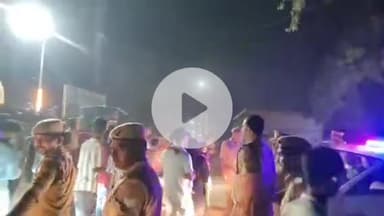 सीतापुर: खैराबाद में मोहर्रम को लेकर संवेदनशील एरिया एवं भीलवाड़ा वाले इलाके का पुलिस अधीक्षक ने किया निरीक्षण