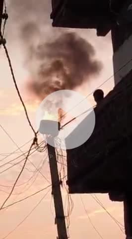 घोसी: साहोबिगहा में बिजली के खंभे में लगा बॉक्स धू-धू कर जला, कोई हताहत नहीं