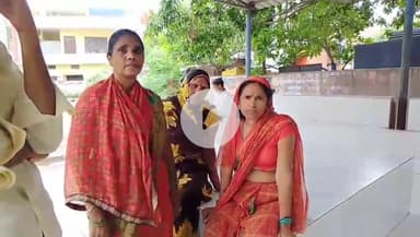 उन्नाव: भगवंतनगर में 15 साल से ससुराल में रह रहे व्यक्ति की संदिग्ध परिस्थितियों में हुई मौत, शव पोस्टमार्टम हाउस लाया गया