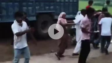 अमरोहा: डिडौली के गांव कमालपुर जैद में दो पक्षों के बीच जमकर चले लाठी-डंडे, सात लोग हुए घायल