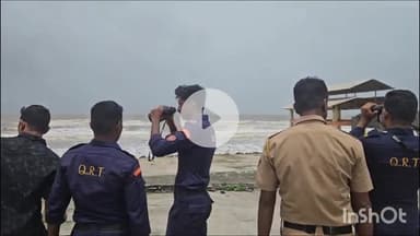 मुरुड: कोर्लई समुद्रात संशयित पाकिस्तानी बोटीचा तपास; सुरू सुरक्षा यंत्रणा अलर्ट मोडवर, किनारपट्टीवर पोलिसांचे सर्च ऑपरेशन सुरू