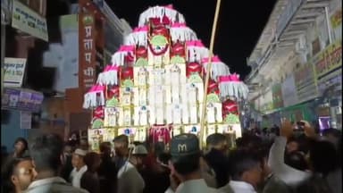 मथुरा: शहर मथुरा में गम का पर्व मुहर्रम सादगी के साथ मनाया गया, ताजिए किए सुपुर्द-ए-खाक