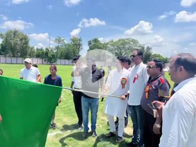 सुल्तानपुर: सुल्तानपुर में चार दिवसीय खेल प्रतियोगिता शुरू, पंत स्पोर्ट्स स्टेडियम में एथलेटिक्स और बैडमिंटन मुकाबले