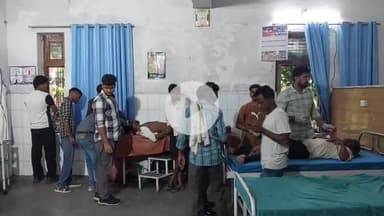 पूरनपुर: घुघंचाई चौराहे पर अज्ञात वाहन की टक्कर से बाइक सवार प्रधानपति सहित 2 लोग घायल, अस्पताल में कराया भर्ती