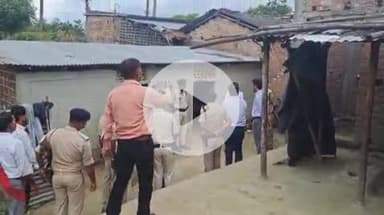 पूर्णिया पूर्व: टेटगामा गांव में घटित घटना के बाद पूर्णिया प्रमंडलीय आयुक्त ने किया निरीक्षण
