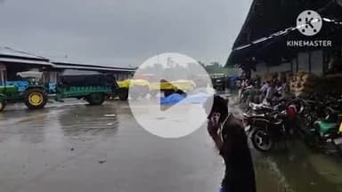 खुरई: उपज मंडी में किसानों ने व्यापारियों द्वारा टीनशेडों पर कब्ज़ा हटवाने की मांग को लेकर SDM को सौंपा ज्ञापन