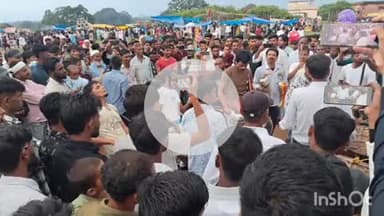 सिसई: लरंगो गांव में निकाला गया मोहर्रम का जुलूस