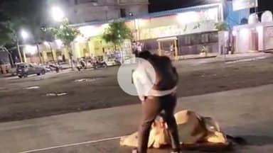 पचोर: सड़क पर वाहन की टक्कर से मरी गाय को समाजसेवी अनिल ने साथियों संग हटाया, बांधे रेडियम बेल्ट