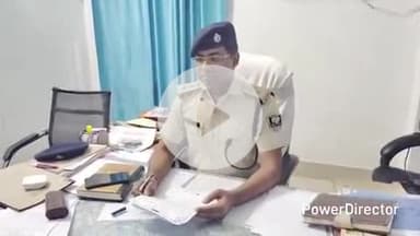 कहरा: वनगांव पुलिस ने 435 लीटर कोडीनयुक्त कफ सिरप किया बरामद, 3 गिरफ्तार, सदर थाना में डीएसपी साइबर ने की प्रेस वार्ता