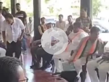 पूर्णिया पूर्व: बिहार बंद से पहले पूर्णिया में कांग्रेस पार्टी की हुई अहम बैठक, सैकड़ों कार्यकर्ता हुए शामिल