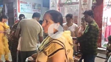कन्नौज: श्रद्धालुओं ने मंदिर के बाहर बांटा गया हलवा, बजरंगबली से मांगी मन्नत