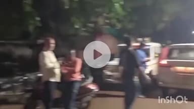 दुर्ग: खुर्सीपार में दो पक्षों में हुई मारपीट को लेकर देर रात बड़ी संख्या में थाने पहुंचे भाजपा के लोग