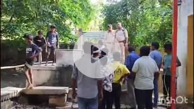 बेनिया क्षेत्र स्थित अखाड़ा राम सिंह के पास मंगलवार सुबह पुराने कुएं में मिला एक अज्ञात युवक का शव