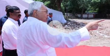 पटना ग्रामीण: नेहरू पथ स्थित अभिलेख प्रकोष्ठ भवन के बहुमंजिला भवन निर्माण कार्य का सीएम नीतीश कुमार ने किया शिलान्यास