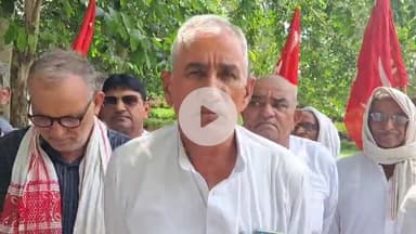 भिवानी में लोहारु में  शास्त्री पार्क में किसान सभा की बैठक की जानकारी देते हुए सभा के जिला सचिव मा० जगरोशन रोढ़ा