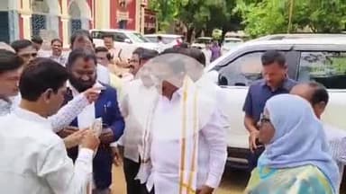 మహబూబ్ నగర్ అర్బన్: పట్టణంలోని ఒకేషనల్ జూనియర్‌ కళాశాల ప్రాంగణంలో నూతన భవన నిర్మాణానికి శంకుస్థాపన చేసిన ఎమ్మెల్యే శ్రీనివాస్ రెడ్డి