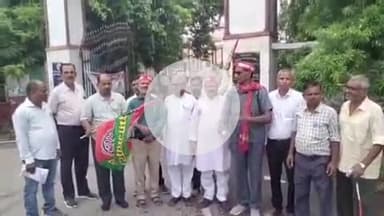 सुल्तानपुर: सुल्तानपुर में स्कूल बंद करने का विरोध, समाजवादी शिक्षक सभा ने राज्यपाल को सौंपा ज्ञापन, आंदोलन की दी चेतावनी