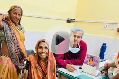 बारां: मांगरोल उप जिला अस्पताल में डॉक्टर शकील अहमद ने मरीज को दी सीपीआर, बेहोश महिला मरीज के चेहरे पर लौटी मुस्कान