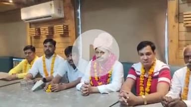 फिरोज़ाबाद: क्षत्रिय महासभा ब्रज प्रदेश अध्यक्ष बने दलवीर सिंह तोमर, शिवम होटल में आयोजित प्रेस वार्ता में किया गया जोरदार स्वागत