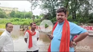 दुर्ग: भाजपा नेता जय प्रकाश यादव ने भिलाई के डुबान, अंडर ब्रिज और बाढ़ प्रभावित नाला क्षेत्रों का दौरा किया