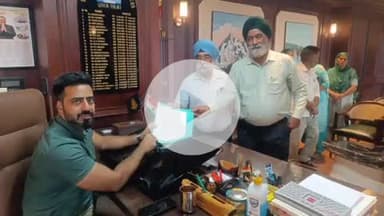 ऊना: कर्मचारी पेंशन स्कीम 1995 समन्वय समिति ने डीसी ऊना को सौंपा ज्ञापन, न्यूनतम ₹9000 पेंशन की मांग उठाई