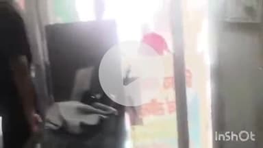 आगरा: स्वामी धाम चौराहे पर चोरों ने 3 दुकानों के ताले तोड़कर लाखों रुपए का सामान और नकदी की चोरी, घटना सीसीटीवी में कैद