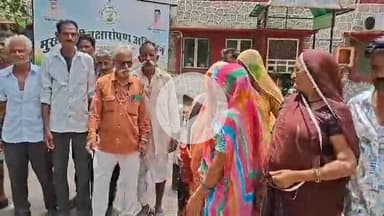 पाली: अमर इंदिरानगर के लोगों ने हाई टेंशन लाइन के टावर लगाने के खिलाफ कलेक्टर को दिया ज्ञापन, महिलाएं भी रही साथ #jansamasya