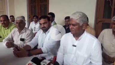 बड़ौत: बामनौली में नेम प्लेट विवाद पर प्रभारी राज्यमंत्री जसवंत सिंह सैनी ने कहा- पहचान नहीं छुपानी चाहिए; अखिलेश पर भी कसा तंज