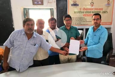 बीदासर: बीदासर में हरीनगर से रामदेवरा सड़क मार्ग का कार्य करवाने की मांग की गई