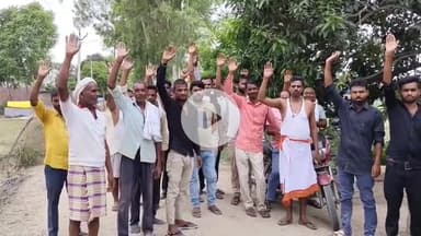 नवाबगंज: मूर्तजीपुर सहित दर्जनों गांवों का सम्पर्क मार्ग हुआ बेहद जर्जर, ग्रामीणों ने दी धरना प्रदर्शन की चेतावनी #jansamasya