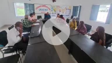 कोडरमा: पथलडीहा पंचायत में ग्रामीणों को मिली वित्तीय सुरक्षा, विमलकांत झा ने लिया जायजा