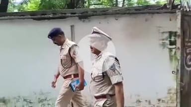 मेदिनीनगर (डालटनगंज): डीआइजी नौशाद आलम ने किया जिला न्यायालय का औचक निरीक्षण, खामियों पर जताई नाराज़गी