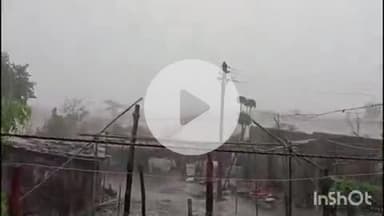 समुद्रपूर: तालुक्यात दोन दिवस झालेल्या जोरदार पावसामुळे १० घरांचे अंशतः नुकसान व शेकडो एकर शेती पाण्याखाली; पंचनामे सुरू