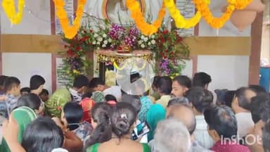 धार: गुरु पूर्णिमा पर धार के नित्यानंद आश्रम में उमड़ी श्रद्धालुओं की भारी भीड़