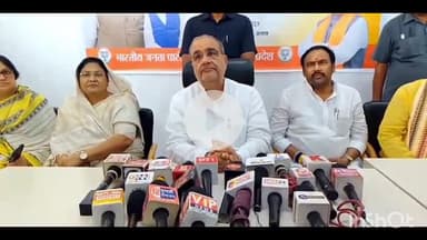 उन्नाव: उन्नाव पहुंचे भाजपा प्रदेश अध्यक्ष ने थानों में पैसे देने के सवाल पर अखिलेश यादव पर किया पलटवार, कसा तंज