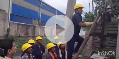 फतुहा: विद्युत प्रमंडल कार्यालय फतुहा में शिविर आयोजित कर विद्युत मानव बल को दिया गया प्रशिक्षण