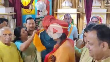 बरेली: साईं सर्व देव मंदिर, श्याम गंज में भव्य गुरु पूजन कार्यक्रम का आयोजन, महंत सुशील पाठक का हुआ सम्मान