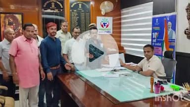 बारां: अखिल राजस्थान राज्य कर्मचारी संयुक्त महासंघ ने राष्ट्रीय हड़ताल के समर्थन में कलेक्ट पर दिया धरना