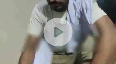 फिरोज़ाबाद: गांव कन्वार में खेत पर काम कर रहे युवक को सांप ने डसा, हालत बिगड़ी, ट्रामा सेंटर में भर्ती