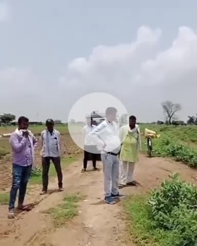 चंदला: चिल्मनपुरवा स्कूल मार्ग बना जानलेवा नाला पब्लिक ऐप पर खबर के बाद तहसीलदार मौके पर,सिंचाई विभाग पर लापरवाही  #jansamasy