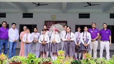 शाहगंज: सबरहद में जेसीआई ने आयोजित किया हैंडराइटिंग प्रतियोगिता