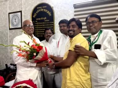 इचाक: इचाक में जानकी प्रसाद यादव ने राज्य पिछड़ा वर्ग आयोग अध्यक्ष का पदभार संभाला