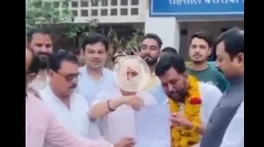 हुज़ूर: बैरसिया: वार्ड 7 उपचुनाव में बीजेपी प्रत्याशी शाइस्ता सुल्तान जीतीं, इलाके में निकला जुलूस