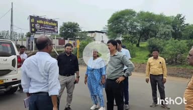गुना: कलेक्टर ने गुना में सड़क सुरक्षा और विकास कार्यों का निरीक्षण किया, मेडिकल कॉलेज रिंग रोड से जुड़ेगा