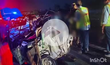 एत्मादपुर: खंदौली यमुना एक्सप्रेस-वे पर अज्ञात वाहन ने ऑटो को मारी टक्कर, 2 लोगों की हुई मौत व 5 लोग हुए घायल