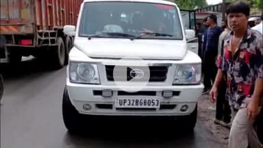 मऊरानीपुर: एंटी करप्शन टीम ने अंबेडकर चौराहे से दरोगा को ₹15 हजार की रिश्वत लेते रंगे हाथ गिरफ्तार किया