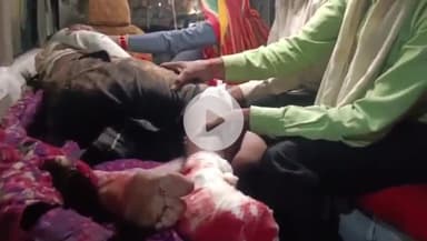 टीकमगढ़: विंध्यवासिनी माता मंदिर के पास तेज रफ्तार वाहन की टक्कर से एक व्यक्ति गंभीर रूप से घायल, झांसी रेफर