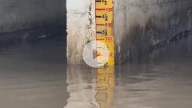 अजमेर: कल्याणी पूरा क्षेत्र में ओवरब्रिज के नीचे भरा पानी आमजन और क्षेत्रवासियों को हो रही परेशानी किया प्रदर्शन। #jansamsya