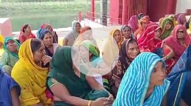 चौबेपुर छितौनी गांव में हुई मारपीट की घटना पर कार्रवाई की मांग को लेकर जिलाधिकारी को सौंपा गया पत्रक