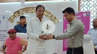 बेतिया: सामाजिक सुरक्षा पेंशन में ऐतिहासिक बढ़ोतरी, अब हर महीने मिलेंगे ₹1100: जिला प्रभारी मंत्री जनक राम